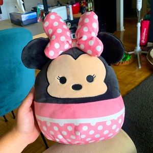 BNWT Minnie Mouse Squishmallow 8 inch